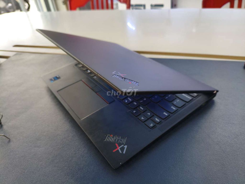 Lenovo ThinkPad X1 Đen Đã sử dụng. Mua bán Laptop tại Quận Hải Châu Đà Nẵng được đăng bởi Nguyễn Minh Hiếu  hình 1