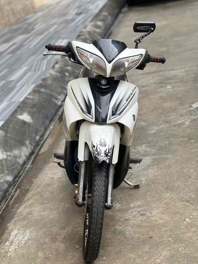 Yamaha Jupiter Gravita 2008 белый черный