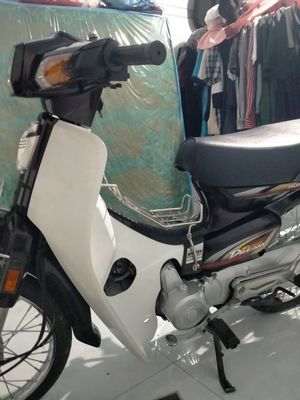 Honda Super Dream 2001 Trắng đen. Mua bán Xe máy tại Quận Tân Bình Tp Hồ Chí Minh được đăng bởi Lê Bá Đô