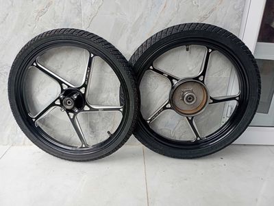 Mâm ex nhỏ, sirius. Mua bán Phụ tùng xe tại Thành phố Bến Tre Bến Tre được đăng bởi Lê Anh Đức