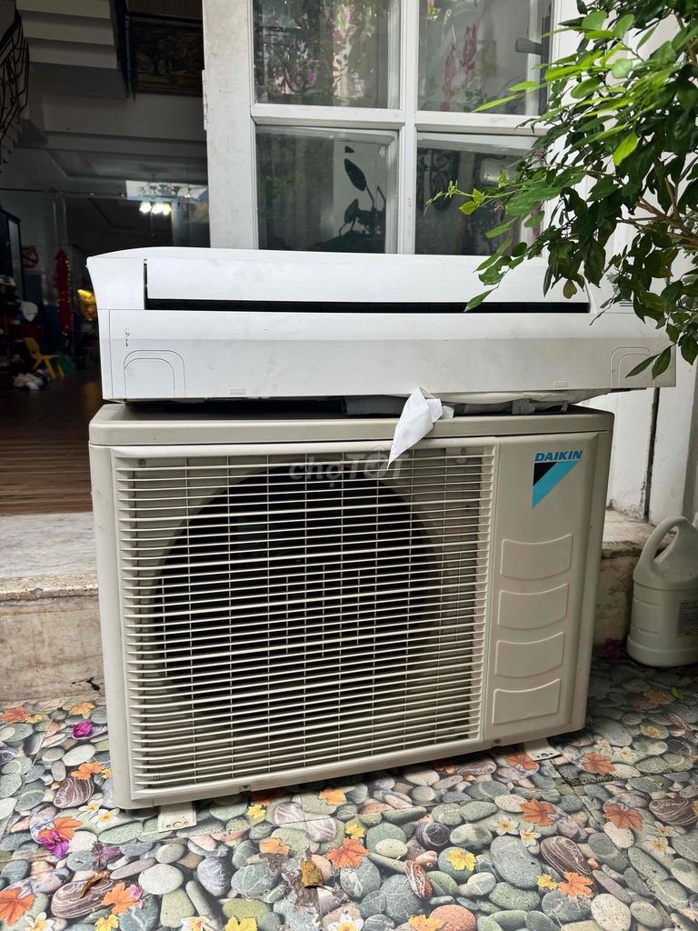 máy lạnh Daikin 1,5HP mua về ít sử dụng