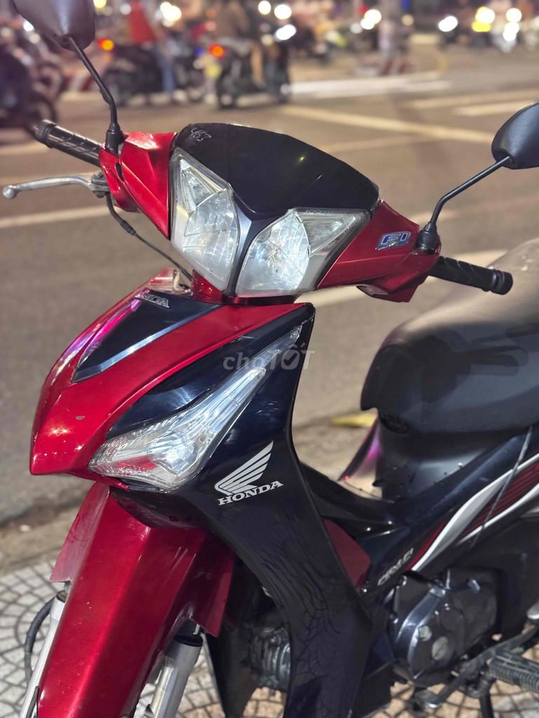 Honda Future 125 Fi красный