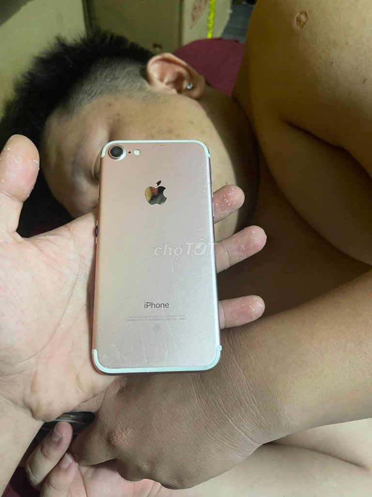 Apple iPhone 7 128GB Vàng hồng Like New. Mua bán Điện thoại tại Quận 10 Tp Hồ Chí Minh được đăng bởi Hội Đồ Điện Tử hình 1