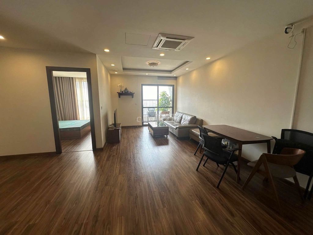 Продается квартира Golden Palm 84 м2, 2 спальни, полностью меблированная, почти 8 миллиардов