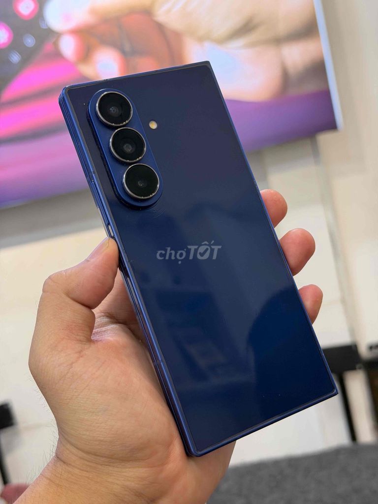 Samsung Galaxy Z Fold 7 256GB Xanh Care+ 7/2027. Mua bán Điện thoại tại Quận 3 Tp Hồ Chí Minh được đăng bởi Phone2Hand hình 1
