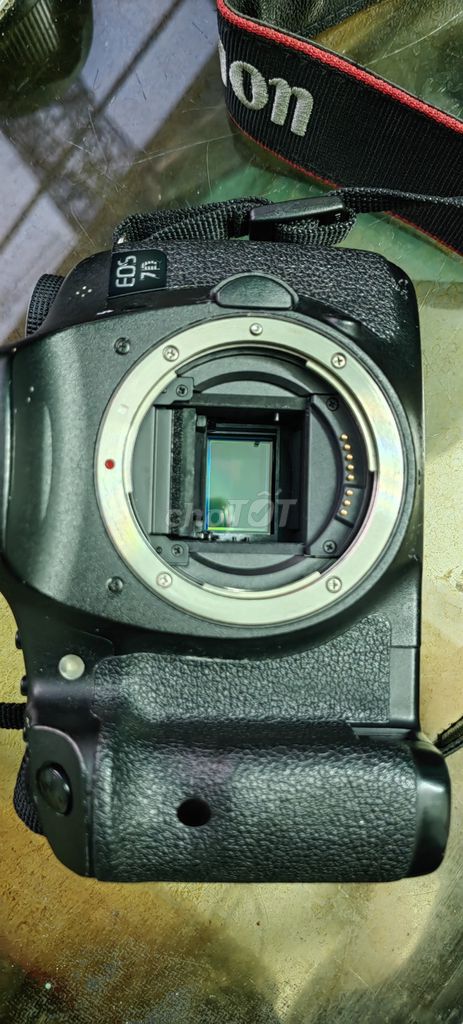 Máy ảnh Canon 7D Đen. Mua bán Máy ảnh, Máy quay tại Huyện Nhà Bè Tp Hồ Chí Minh được đăng bởi Trung Trần hình 1