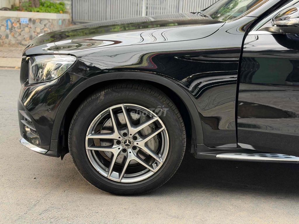Mercedes-Benz GLC300 2019 Form mới Đen 78000 km. Mua bán Ô tô tại Quận 7 Tp Hồ Chí Minh được đăng bởi Thông Sport  hình 16
