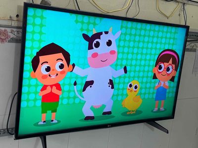 SMART TV LG 43in4K WiFi INTERNET chuột bay đẹp.