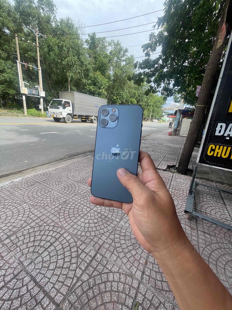 Apple iPhone 12 Pro Max Xám đã thay màn hình zin. Mua bán Điện thoại tại Thị xã Bến Cát Bình Dương được đăng bởi Cầm Đồ nhật Long Phát hình 1