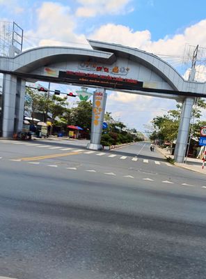 2 nền sát Vingroup cần thơ