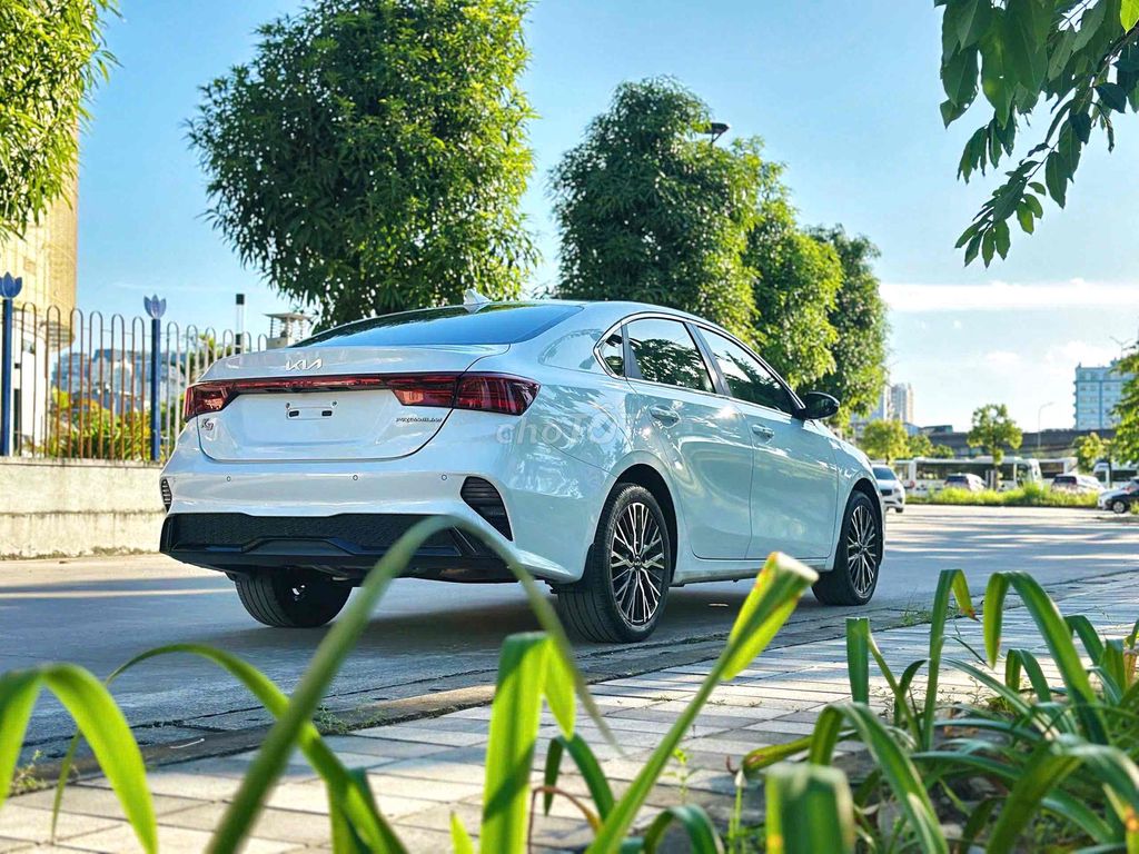 Kia K3 1.6 Premium 2023 Trắng SIÊU ĐẸP