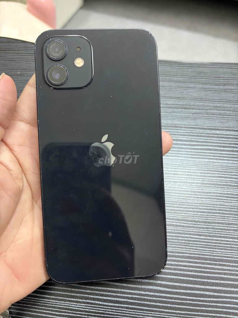 Apple iPhone 12 64GB Đen Đã sử dụng. Mua bán Điện thoại tại Quận 3 Tp Hồ Chí Minh được đăng bởi Ngoc Trâm hình 1