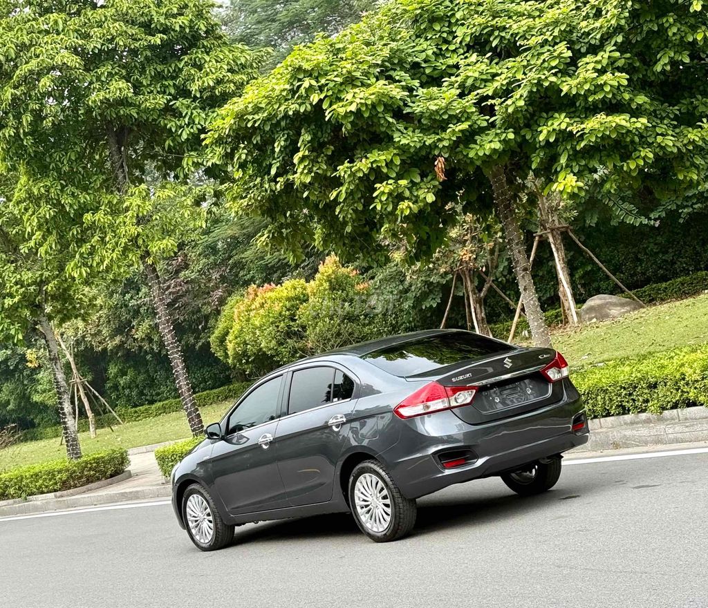 Suzuki Ciaz 2019 1.4 AT - 92000 km. Mua bán Ô tô tại Quận Long Biên Hà Nội được đăng bởi Thế Anh hình 6