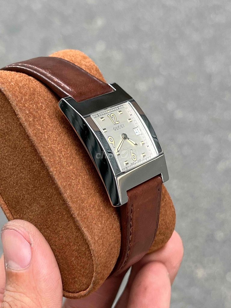 gucci tank watch bao chính hãng. Mua bán Đồng hồ tại Quận Thanh Khê Đà Nẵng được đăng bởi Nguyễn Trường An hình 4