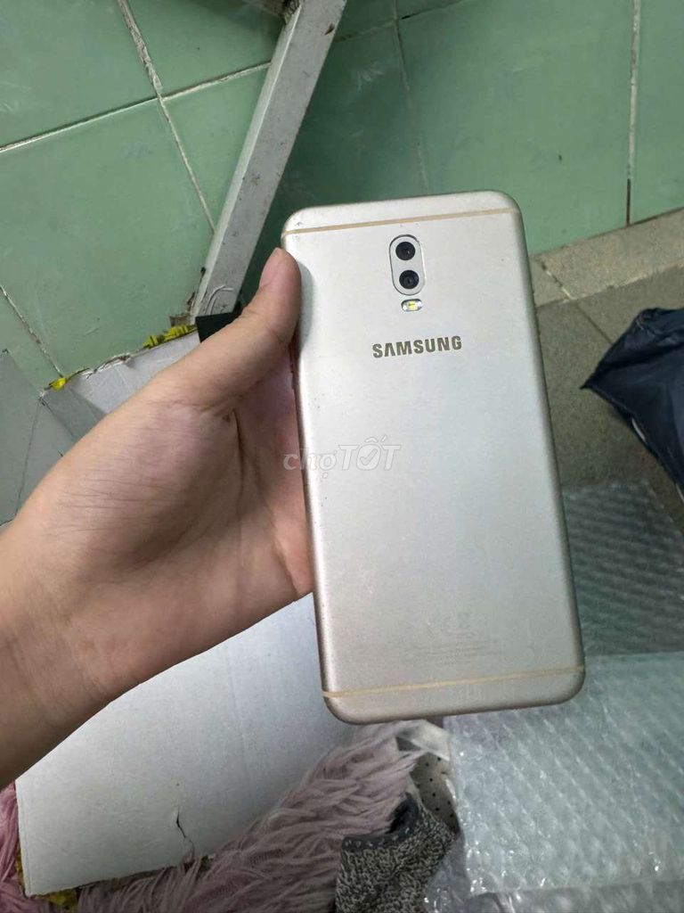 SS j7plus, r4 32g, pin trâu, zin. Mua bán Điện thoại tại Thành phố Thủ Dầu Một Bình Dương được đăng bởi Phước Mobile hình 1