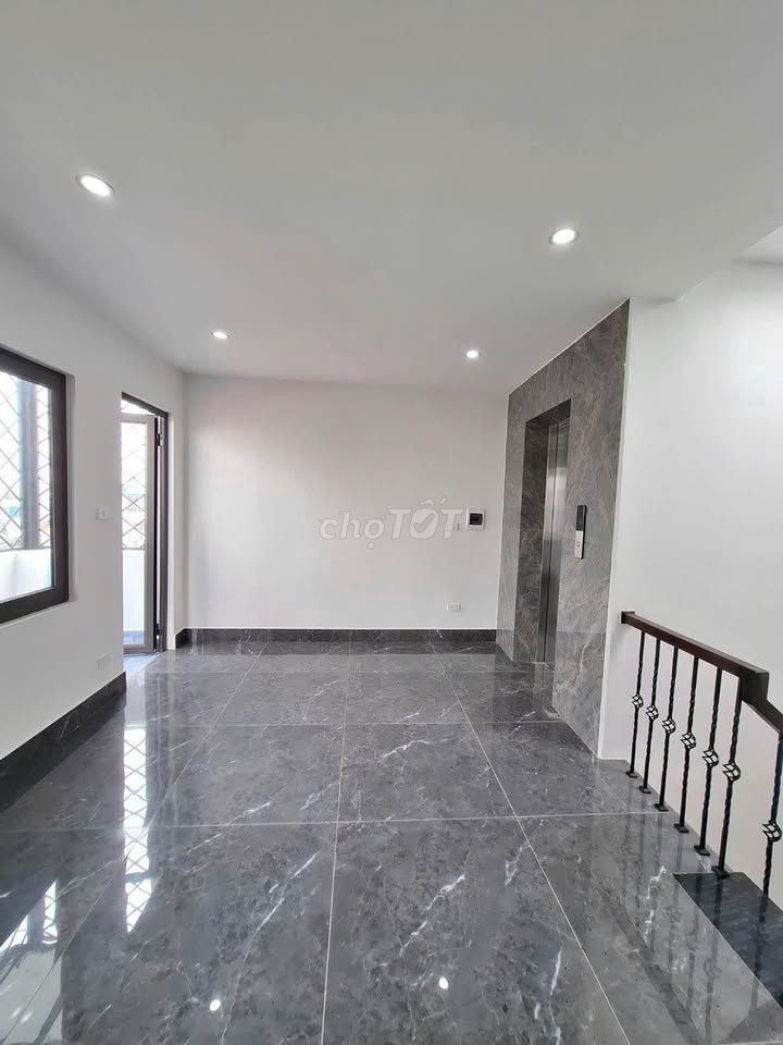 BÁN NHÀ NGÃ TƯ CỔ LINH THẠCH BÀN 35M 6T THANG MÁY-OTO ĐỖ HƠN 7TỶ CTL - ảnh 5