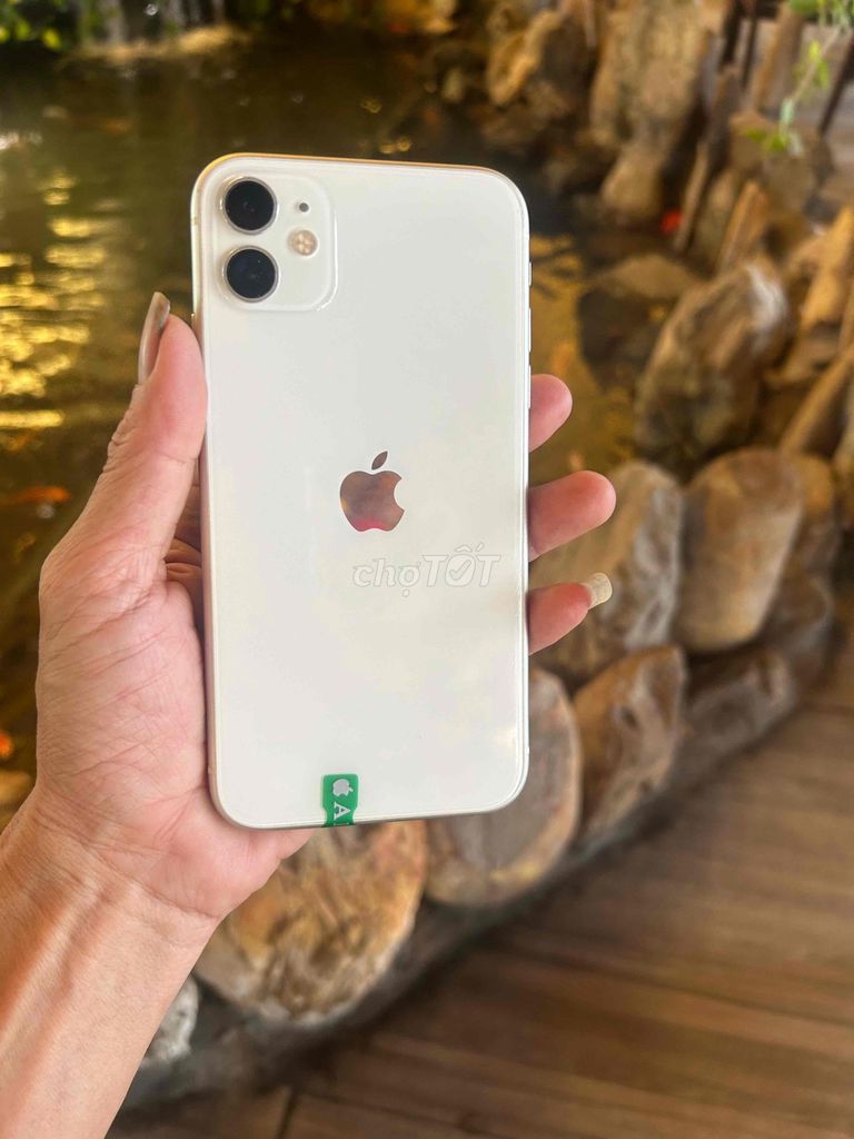 Apple iPhone 11 128GB Trắng 2 SIM. Mua bán Điện thoại tại Quận Bình Tân Tp Hồ Chí Minh được đăng bởi nguyen van vu hình 1