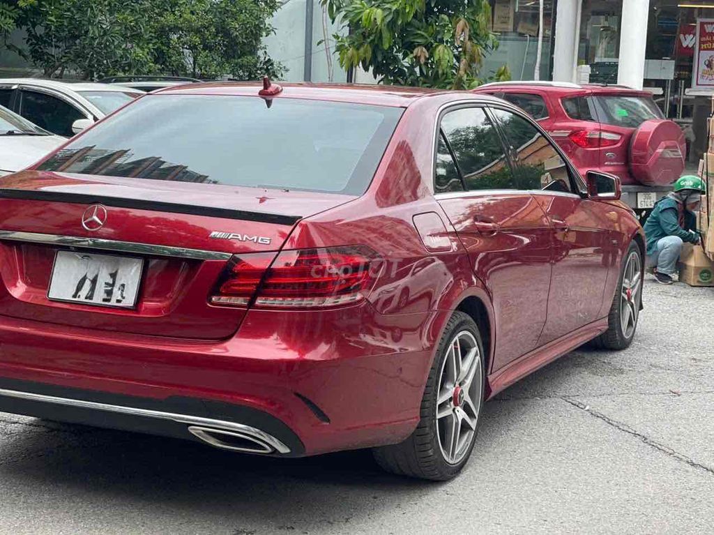 Mercedes Benz E Class 2015 E250 AMG - 105000 km. Mua bán Ô tô tại Quận Hoàng Mai Hà Nội được đăng bởi Mr Hung hình 5