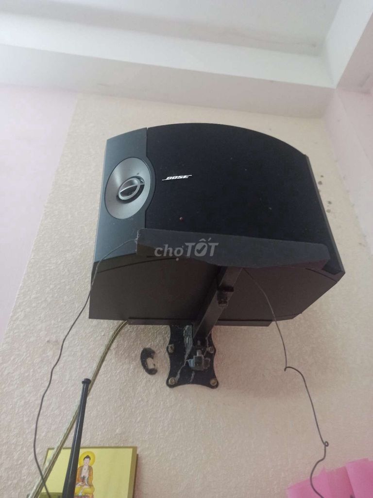 mình cần bán loa bose gái 4tr kv tân bình !