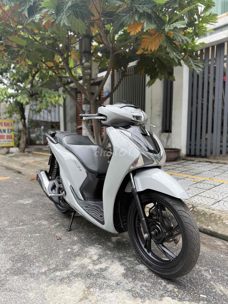 SH 125i 2018 от собственника рассрочка от 8tr