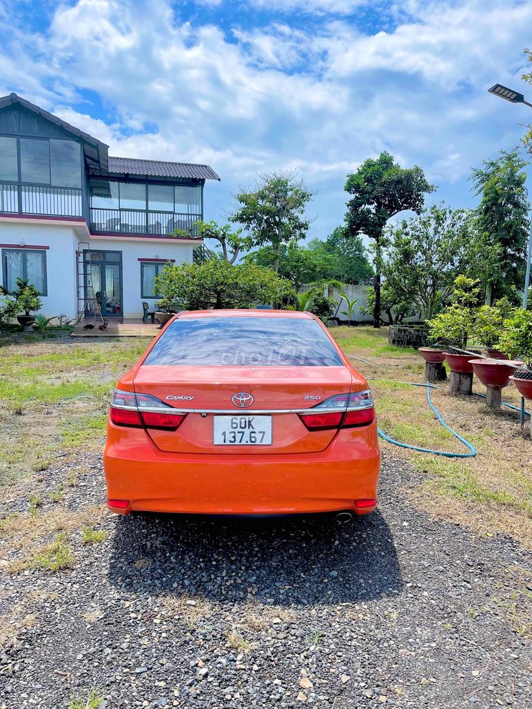 Toyota Camry 2016 2.0E xe gia đình