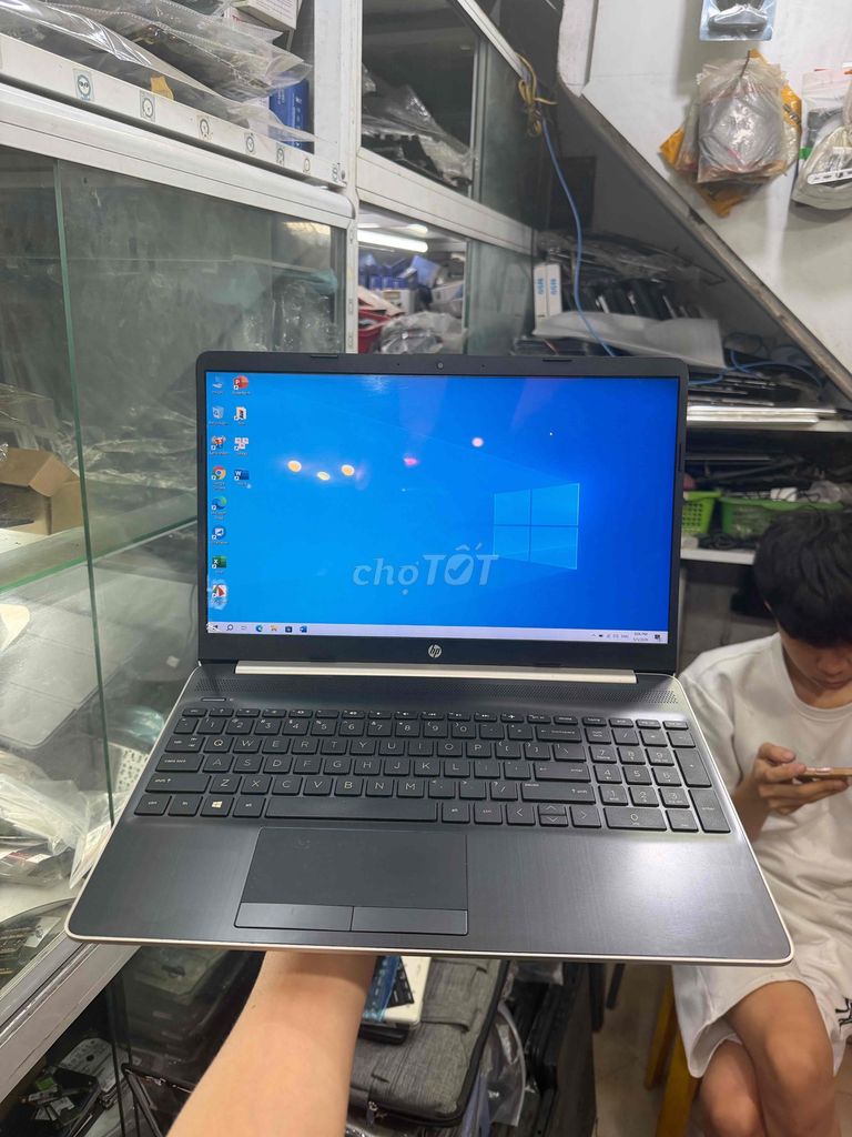 HP 15-DW Core i3 8GB/256GB. Mua bán Laptop tại Quận Hai Bà Trưng Hà Nội được đăng bởi Laptop cũ lê thanh nghị hình 1