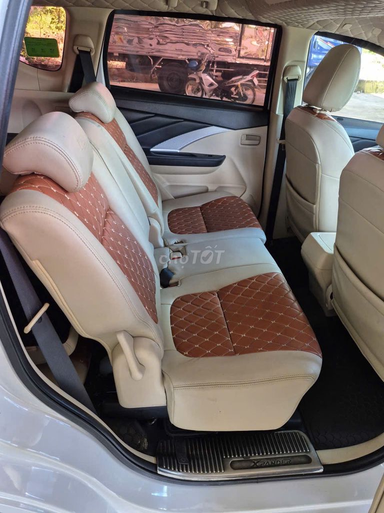 Xpander 2019 chính chủ, bao sang tên đăng kiểm. Mua bán Ô tô tại Thành phố Buôn Ma Thuột Đắk Lắk được đăng bởi Tiệm Ôtô Xe Máy Thuỷ hình 14