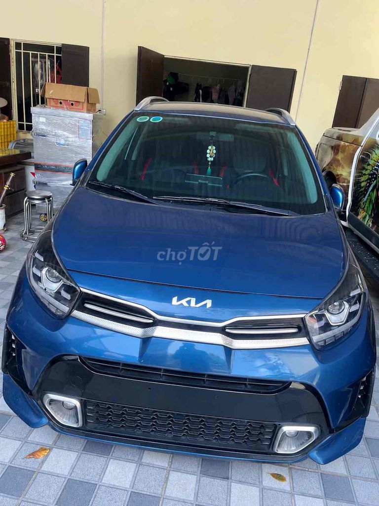 Kia Morning GT Line 2023 Зеленый 27210 км