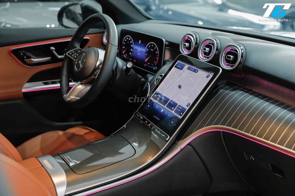 GLC 200 4MT mẫu mới All New 2024 - 9000 km. Mua bán Ô tô tại Quận Gò Vấp Tp Hồ Chí Minh được đăng bởi Nguyễn Trường Giang hình 6