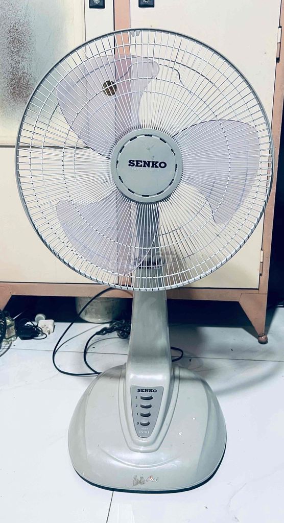 Quạt đứng Senko Xám Mới. Mua bán Quạt tại Quận Gò Vấp Tp Hồ Chí Minh được đăng bởi dung Nguyen hình 1