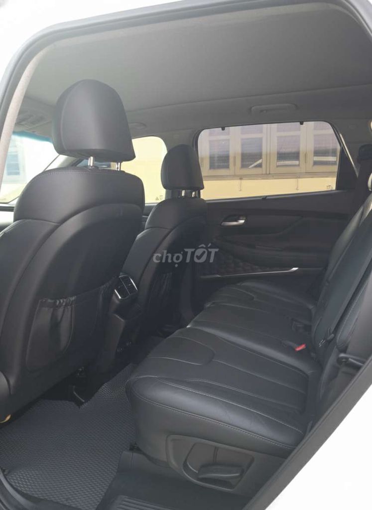 Santafe model 2019 máy xăng 2 cầu. Mua bán Ô tô tại Quận Tân Phú Tp Hồ Chí Minh được đăng bởi Đoàn Thiên Ân  hình 10