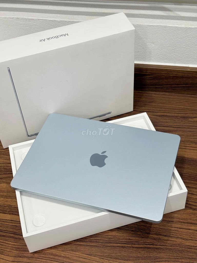 Macbook Air M4 13.6 inch 16GB/256 vietnam fullbox. Mua bán Laptop tại Quận Thanh Xuân Hà Nội được đăng bởi Nguyen Hung  hình 1