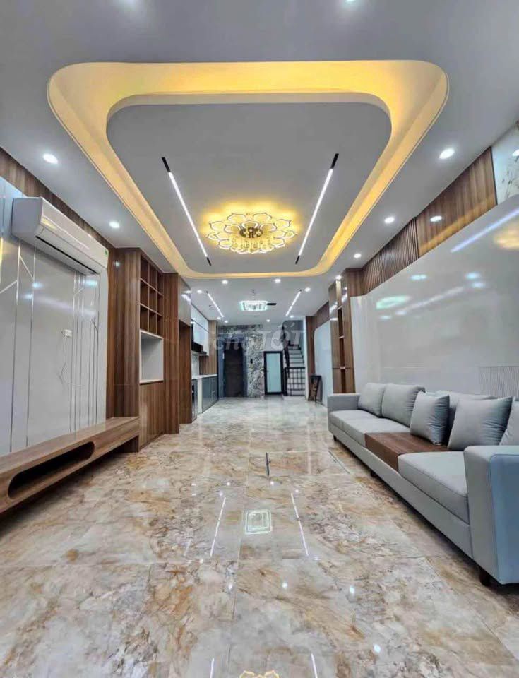 BÁN NHÀ CỔ LINH THẠCH BÀN 66M 6T THANG MÁY-11 TỶ TL SÂU . K QUY HOẠCH