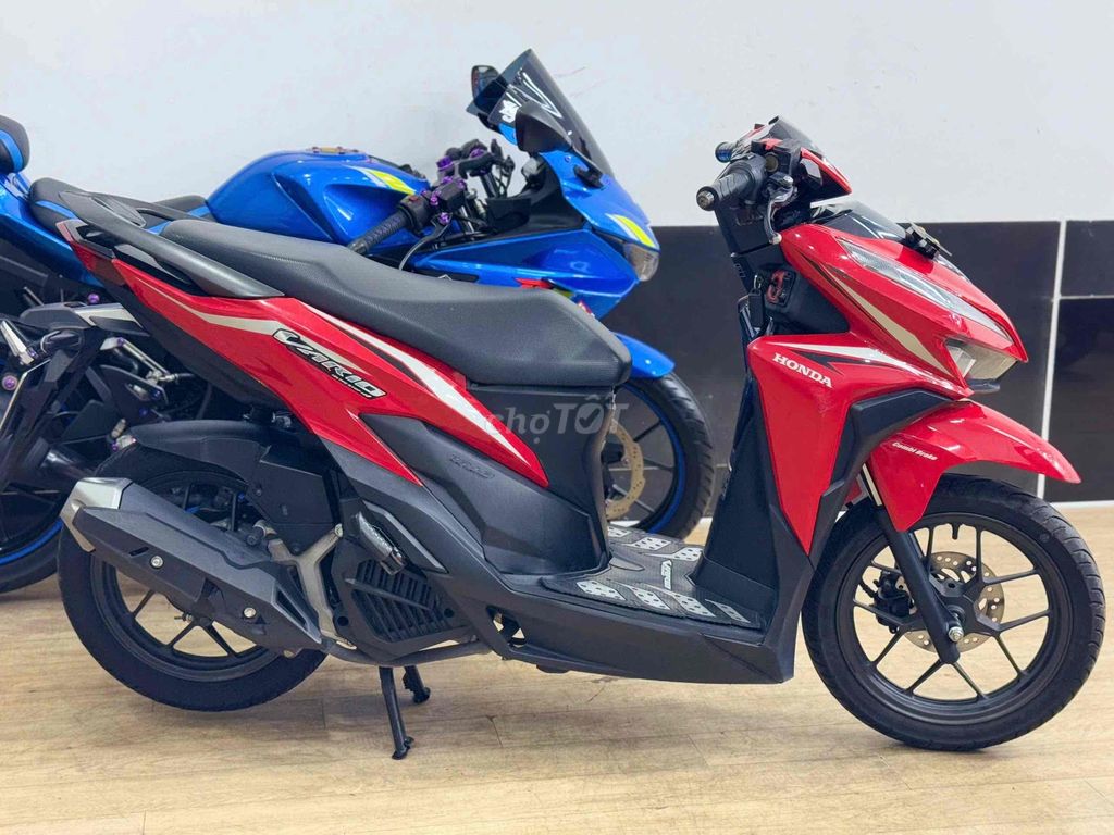 Vario 125 đời 2018 BSTP Chính Chủ xe keng dán keo