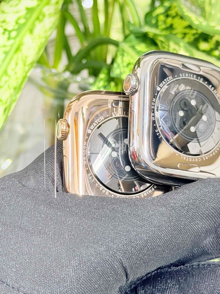 Apple Watch Series 10 Titanium 46mm gold và natura. Mua bán Thiết bị đeo thông minh tại Quận 10 Tp Hồ Chí Minh được đăng bởi TIN STORE hình 1