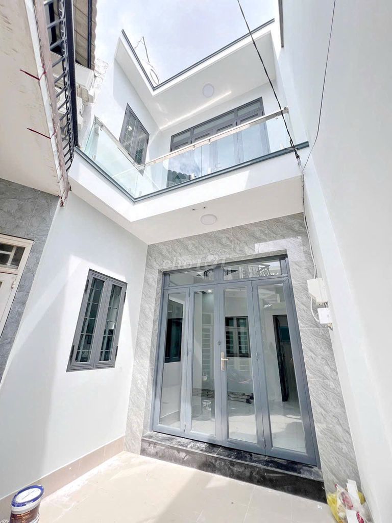 Bán Nhà mới đẹp 62m2  đất Âu Dương Lân P3 Q8 (4pn,4wc)