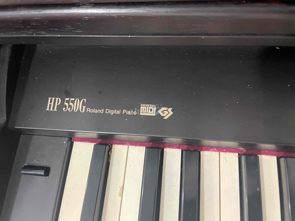 piano rolan Hp550 Sale 8tr bao ship