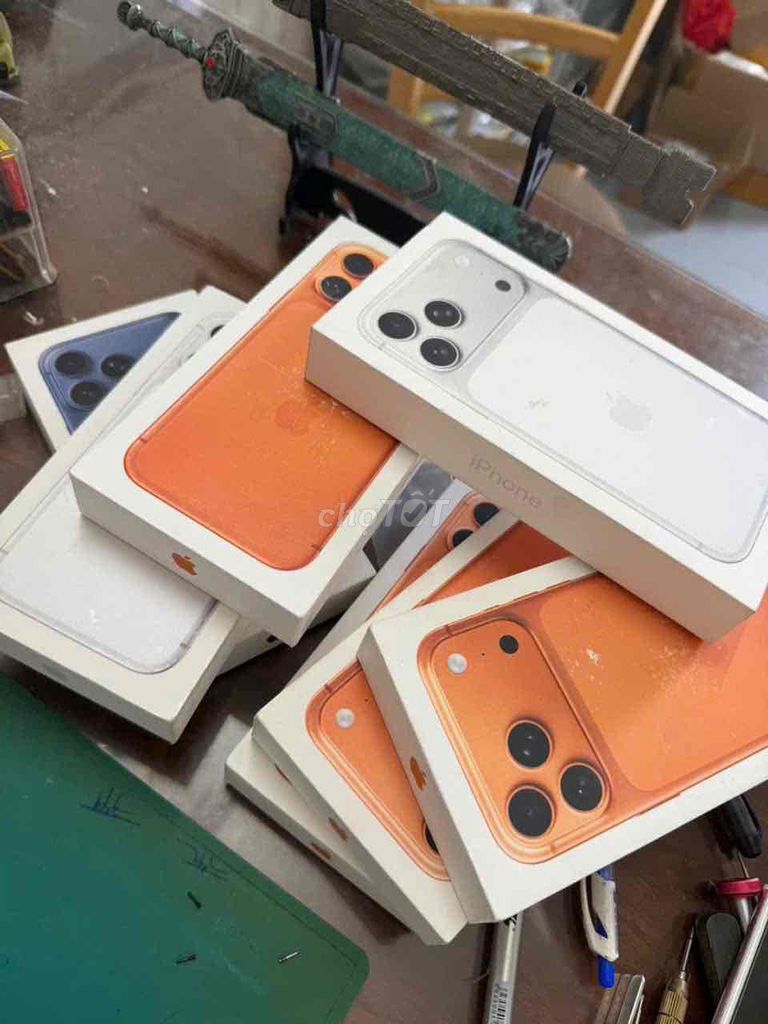 17 PM 256GB lock Mỹ Fullbox new seal độ 2 sim full. Mua bán Điện thoại tại Quận Bình Thuỷ Cần Thơ được đăng bởi Truong hình 1