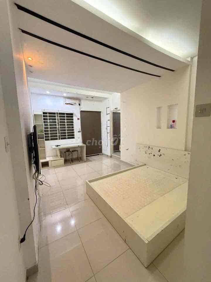 Аренда · 2 комн. · 80 м² · Quận Phú Nhuận, ул. Đường Lê Văn Sỹ