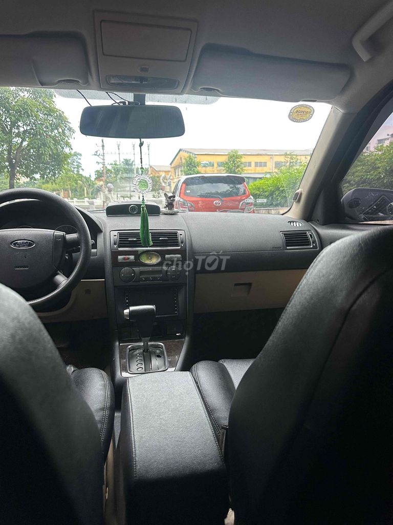 Ford Mondeo 2.0 Черный