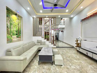 Аренда · 3 комн. · 100 м² · Quận Cẩm Lệ, ул. Đường Phạm Xuân Ẩn