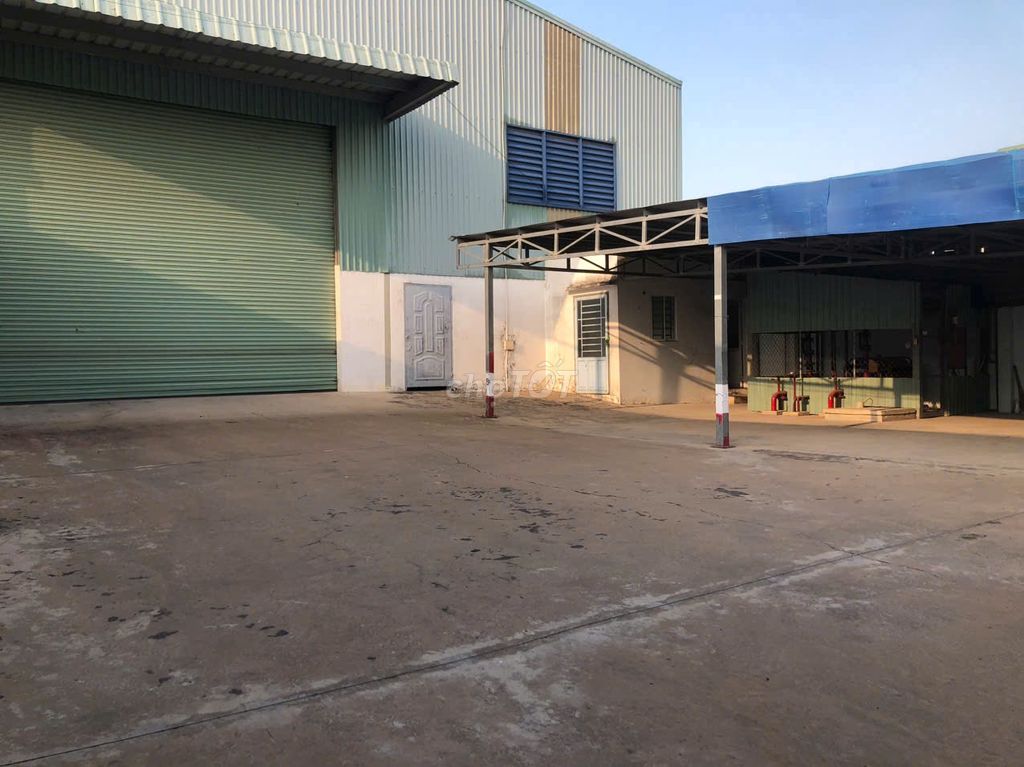 CHO THUÊ KHO 1800m2 TẠI TRUNG TÂM TP BIÊN HOÀ, ĐỒNG NAI