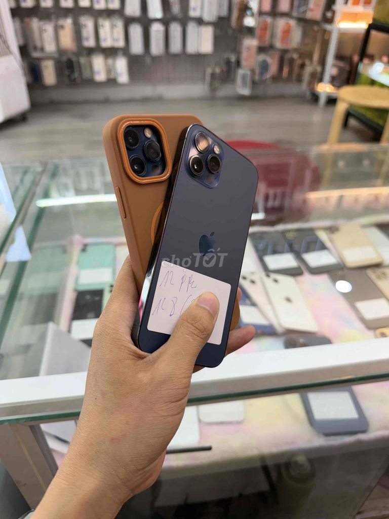 Apple iPhone 12 Pro Nhiều màu 256gb máy zin. Mua bán Điện thoại tại Quận Hải Châu Đà Nẵng được đăng bởi Hoàng Táo 273 Nguyễn Hoàng Đà Nẵng hình 1