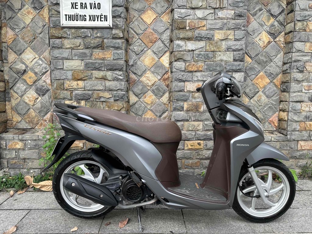 VISION 2020 MÀU XÁM NHÁM BSTP CHÍNH CHỦ. Mua bán Xe máy tại Quận Phú Nhuận Tp Hồ Chí Minh được đăng bởi Ngọc Trung hình 2