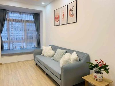 Cho thuê Căn hộ 2Pn Sky garden nhà đẹp, cách RMIT 5phut đi xe