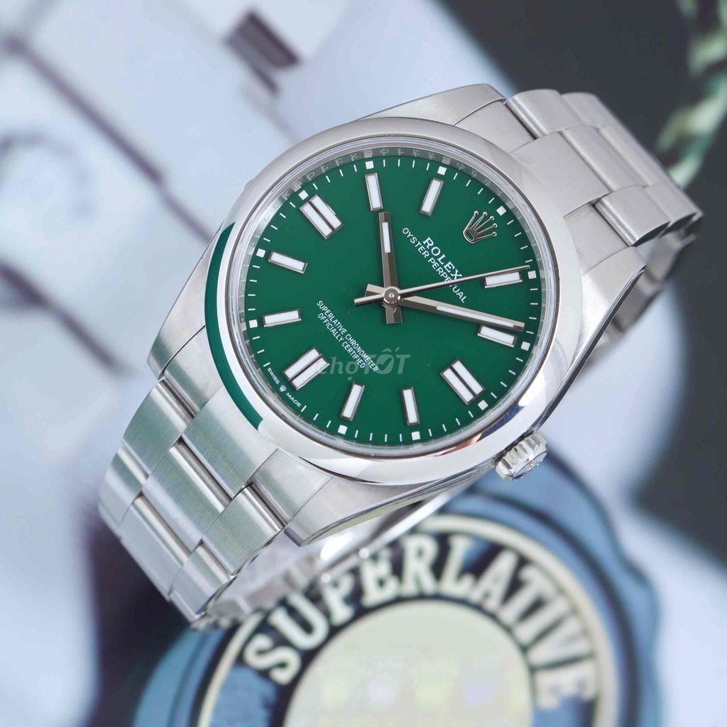 Rolex OP 124300 Green size 41mm