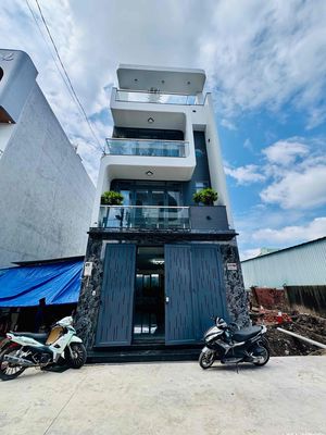 Nhà phố 90 m² · 5 PN · Đường Nguyễn Thị Sóc