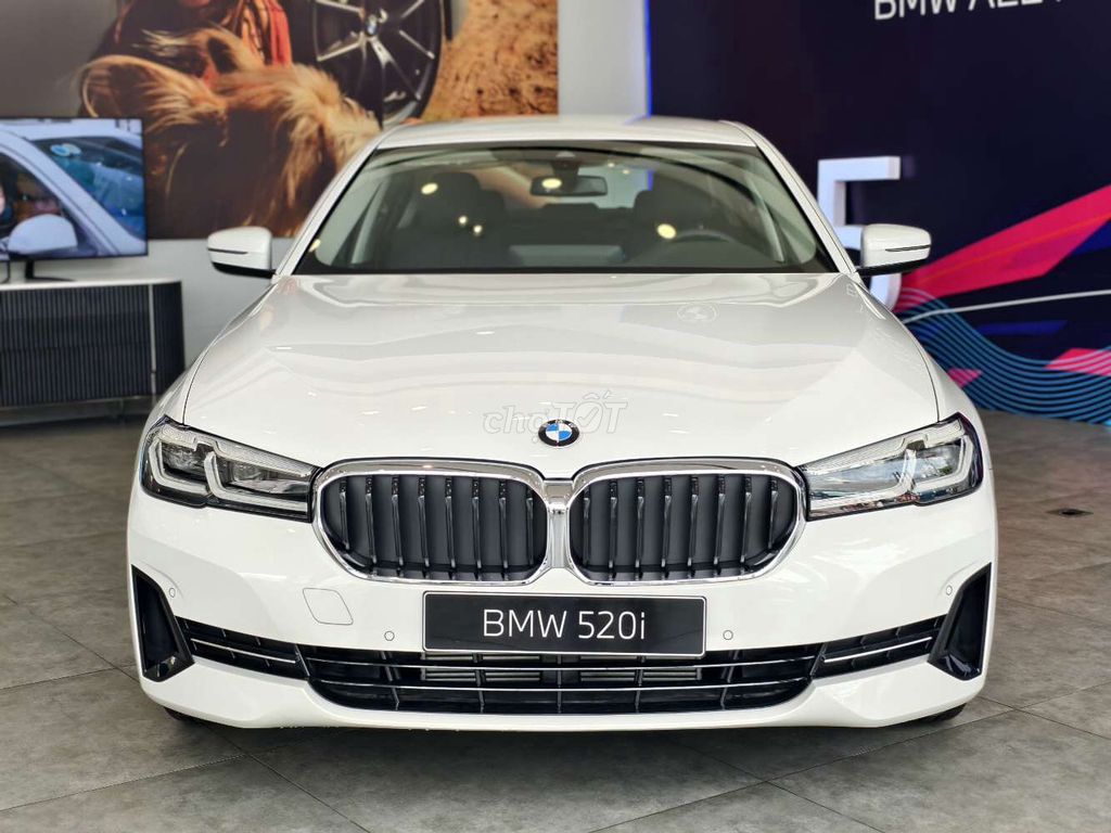 BMW 520i G30 LCI Lăn bánh thấp hơn giá niêm yết. Mua bán Ô tô tại Quận Bình Tân Tp Hồ Chí Minh được đăng bởi Trung Nguyễn BMW HCM hình 3