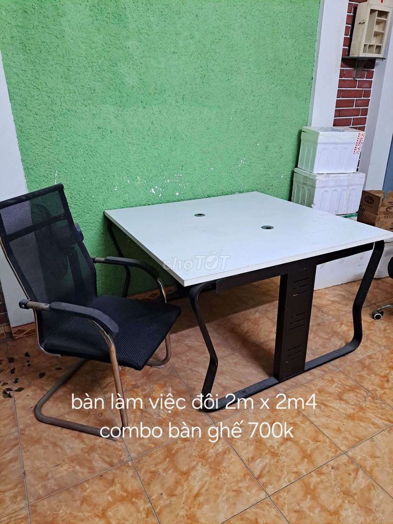 Bàn làm việc gỗ chân kim loại tĩnh điện 1m2 1m4. Mua bán Bàn ghế tại Quận Hai Bà Trưng Hà Nội được đăng bởi hoàng hình 1