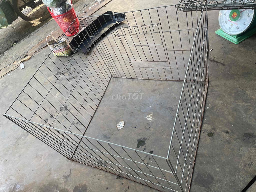 Chuồng gà Kim loại. Mua bán Phụ kiện, Thức ăn, Dịch vụ tại Quận Tân Bình Tp Hồ Chí Minh được đăng bởi oanh lee hình 1